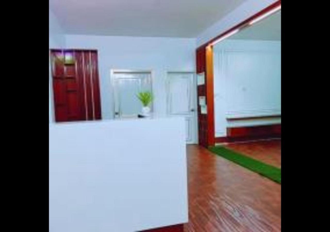 Rezala Restaurant And Residence Дакка Экстерьер фото