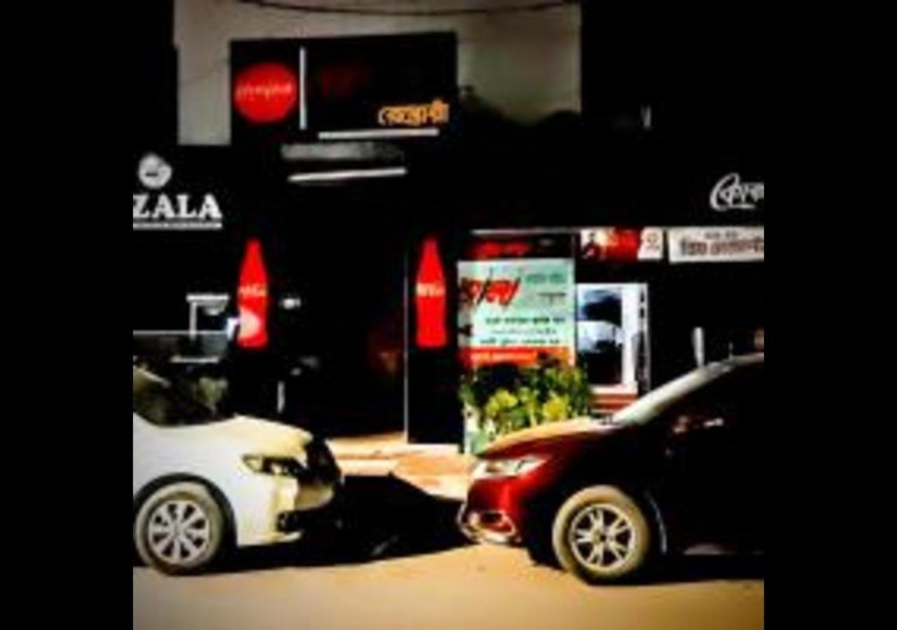 Rezala Restaurant And Residence Дакка Экстерьер фото